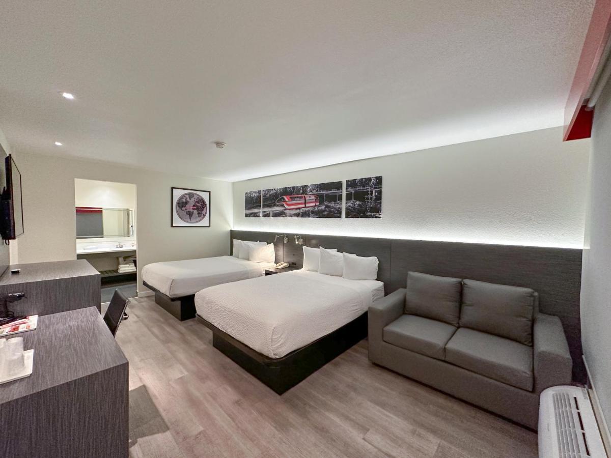 Ramada By Wyndham Anaheim Convention Center Hotell Exteriör bild